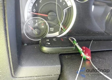 2013 Ram 1500 Sport z USA, uszkodzony, nr VIN 1C6RR7HT4DS721668